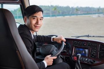Rosa Eco Bus Luxury Transfer Ha Noi to Ha Long