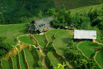Sapa trekking 3 days 3 nights group tour - hotel from Hanoi