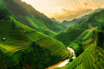 Sapa trekking group tour 3 days - train and bus from Hanoi - hotel&homestay