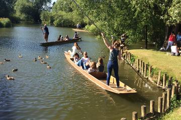 Cotswolds Villages and Punting Full-Day Small-Group Tour from Oxford