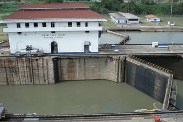 Panama layover City tour - Conecting tour