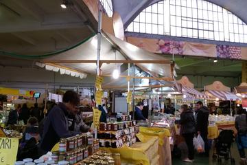 Rome Farmer's Market Food Tour Near the Colosseum