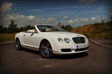 Rent a Car for Wedding: 1971 White Bentley