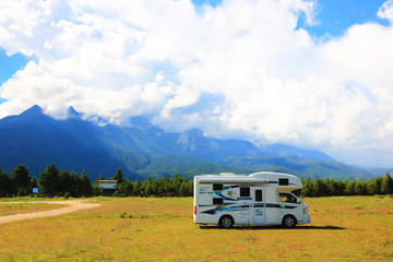 7 Days RV Tour in Southeast Yunnan with Red Land and Rice Terrace