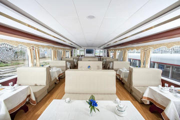 Guilin to Yangshuo Luxury Li River Cruise