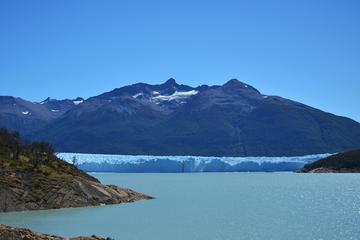 Pioneros Navigation and Trekking Tour from El Calafate