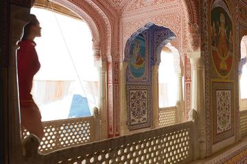 3-Day Private Samode Tour from Delhi with Stay at Samode Palace Hotel