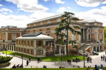 Skip-the-line Prado Museum and Touristic Bus with Tapas