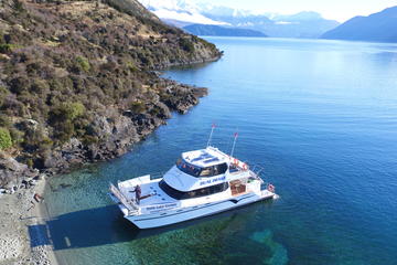 1-Hour Ruby Island Cruise and Walk from Wanaka