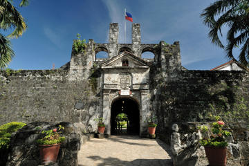Cebu Historical Tour Including Magellan's Cross and Horse-Drawn Carriage Ride