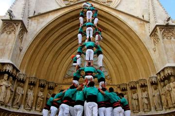 Catalan Culture Half-Day Tour from Barcelona: Wine and Cava Tasting and Human Tower Festival