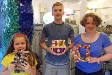Gaudi Tour and Local Art Workshop in Barcelona