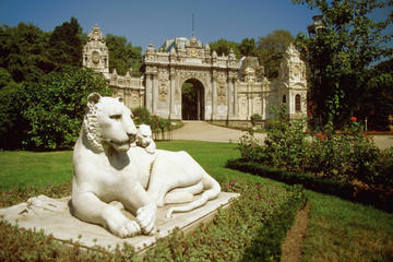 Bosphorus Bridge, Camlica Hill and Dolmabahce Palace Tour in Istanbul
