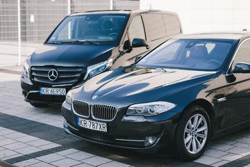 Private Round-Trip Transfer: Krakow Airport