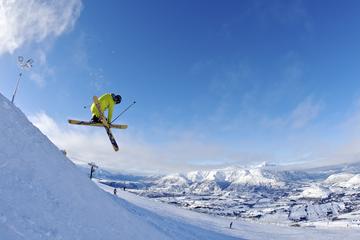 Coronet Peak Round-Trip Ski Transfer from Queenstown