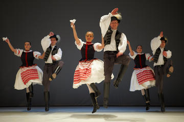 Budapest Folklore Show with Night Cruise at 10pm