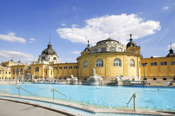 Budapest Super Saver: Private Entrance to Széchenyi Spa with Optional Massage plus Danube River Dinner Cruise