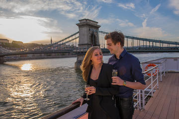 Sunset Cocktail Cruise on River Danube in Budapest