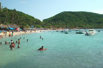 Las Gatas Island Beach Break with Snorkeling
