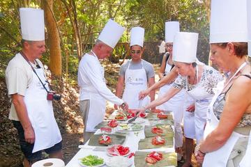 Private Chichen Itza and Mayan Cooking Class from Cancun