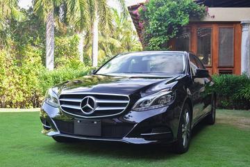 Private Luxury Airport One way and Round trip Transfer to Cancun Airport