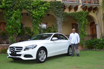 Private Luxury Airport Transfer: Hotel to Puerto Vallarta Airport