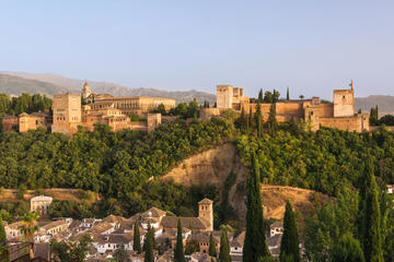 Skip the Line Alhambra Group Tour
