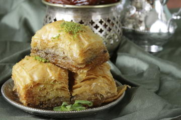 Istanbul Food Walking Tour of Kadikoy with Breakfast