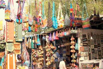 Private Custom Shopping Tour: Delhi's...