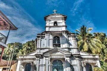 Private Fontainhas Walking Tour with visit to 02 traditional homes in Panjim,Goa