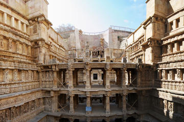 Private Tour: Full-Day Stepwells Tour from Ahmedabad