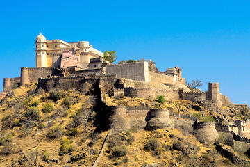 Private Tour: Ranakpur and Kumbhalgarh Fort Day Tour from Udaipur