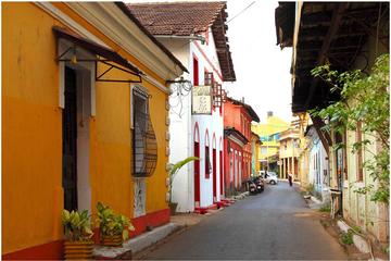 Walking tour of the Latin Quarters including tile painting in Goa