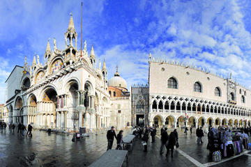 7-Days Renaissance Italy: Assisi Siena Florence Padua Venice from Rome Airport