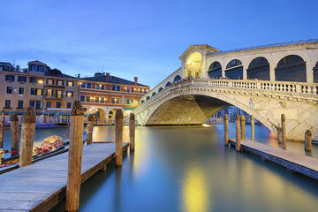 Romantic Venice in One Day by High Speed including Gondola Ride