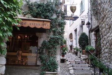 6-Hour Tour - French Alps and alpine villages - Gourdon, Tourrettes, Saint Paul de Vence