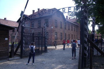Auschwitz & Birkenau Shared Group tour with Eng guide