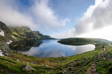 Seven Rila Lakes Full Day Guided Hiking Tour from Sofia