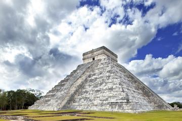 Cancun Super Saver: Exclusive Chichen Itza and Coba Early Access Tours led by Archaeologist