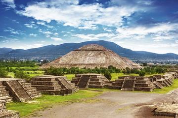 Mexico City in One Day: Teotihuacan Pyramids Early Access and Historical City Sightseeing Tour