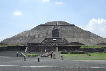 Teotihuacan Pyramids and Basilica of Guadalupe
