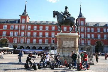 Scrooser Historic and Templo de Debod Tour
