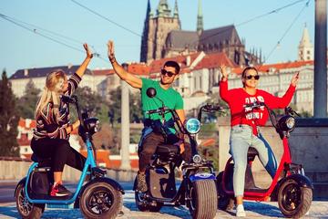 FAT TIRES E-Scooter Tour 2 Hours