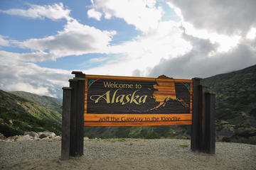 Skagway Shore Excursion: White Pass Summit Tour