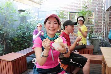 Sweets-Hopping Running Tour in Tokyo
