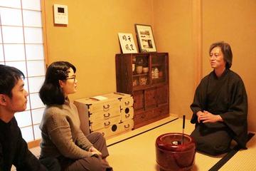 Tea Ceremony Experience Guided by English Speaking Instructor in Tokyo