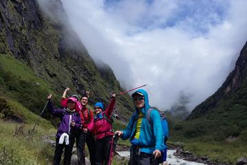 A perfect 13 days hiking tour to Annapurna Base Camp via Ghorepani and Poon Hill