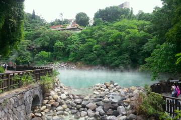 Hot Springs Feature 5 Days Tour(Multi-Days Trip)