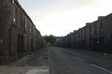 Half-Day Peaky Blinders Small Group Tour of Liverpool