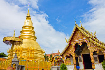 Private Tour: Lamphun Day Trip by Train from Chiang Mai